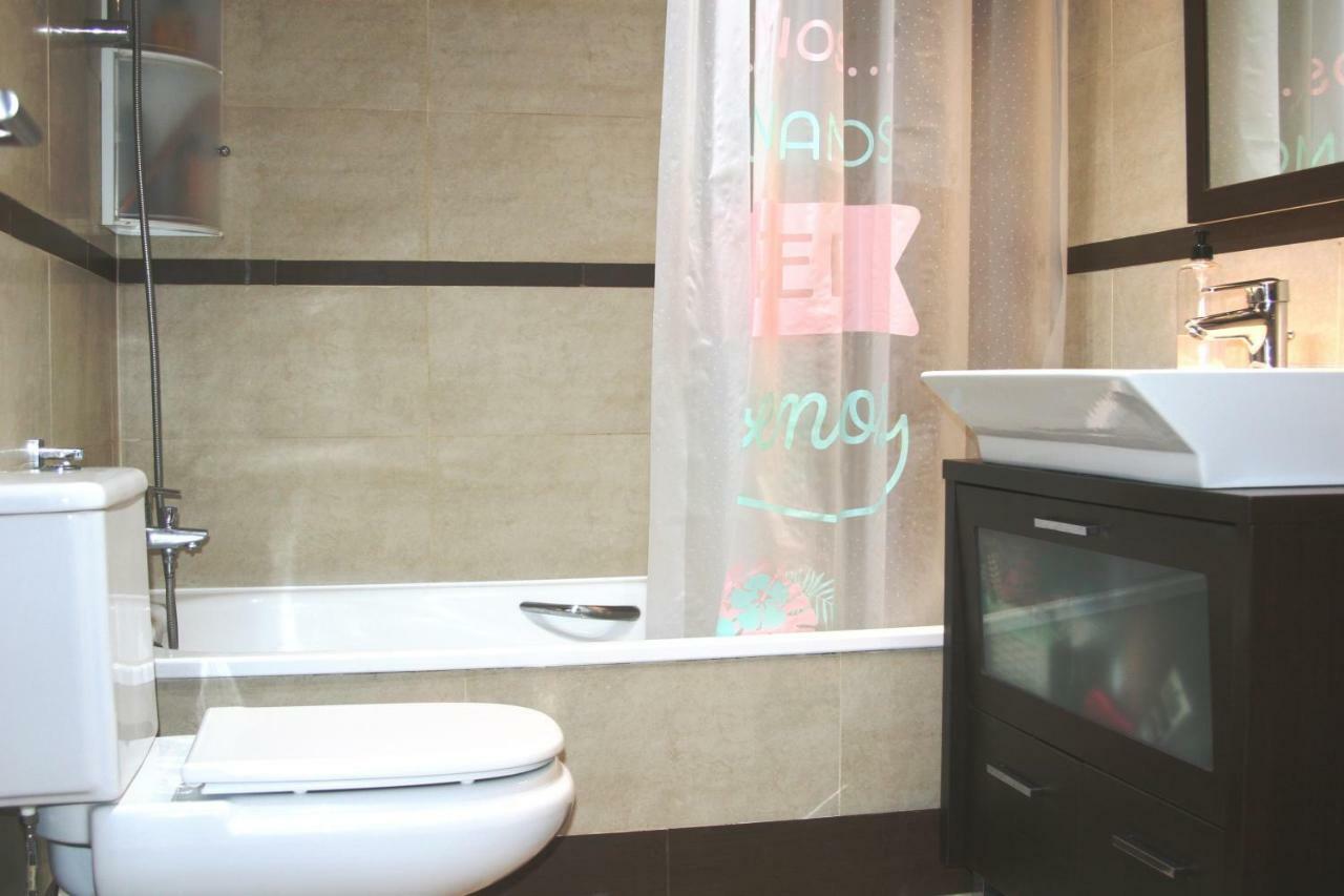 Apartamento Malaga Centro Y Playa-Parking Zewnętrze zdjęcie